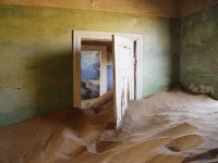 Kolmanskop_sand.jpg