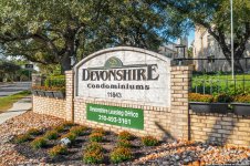 HD_1723819543247_devonshire_condominiums_san_antonio_tx_building_photo.jpeg